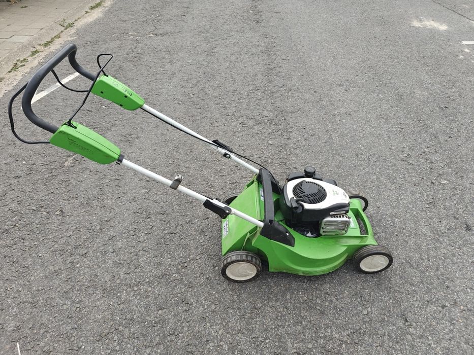 Kosiarka spalinowa  marki VIKING -STIHL model MB448.1 T