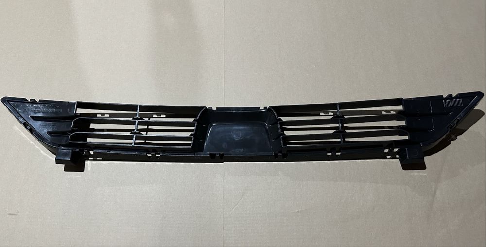 Решетка бампера под дистроник Ford Edge 2019 2020 2021 2022 2023 2024