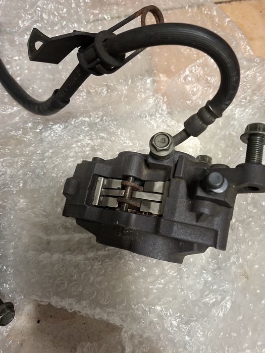 Pinças de travão suzuki  RF900R