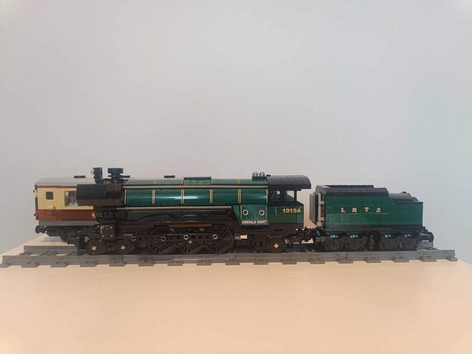 Lego 10194 Emerald Night