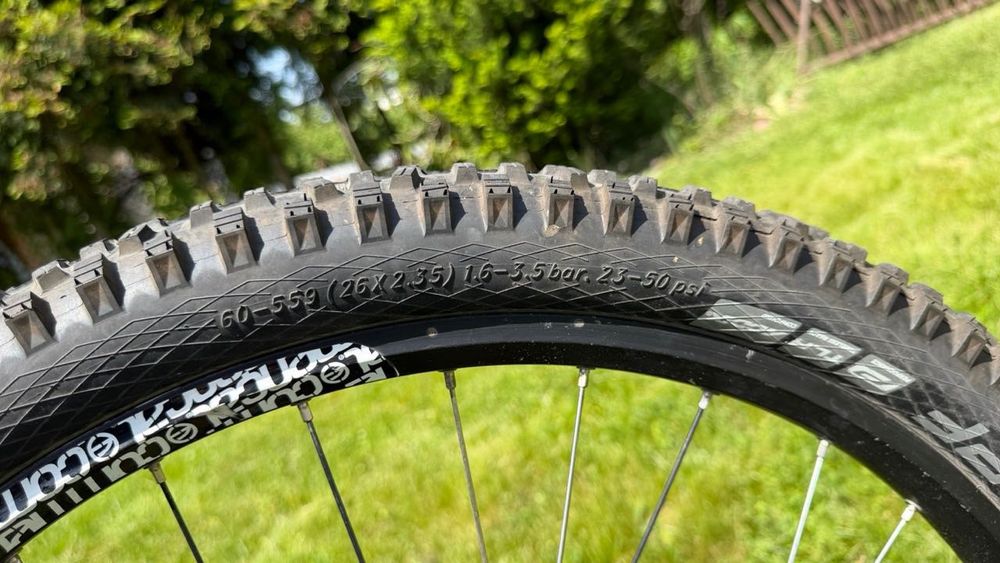 Rower wyczynowy hardtail downhill Duncon Amstaff