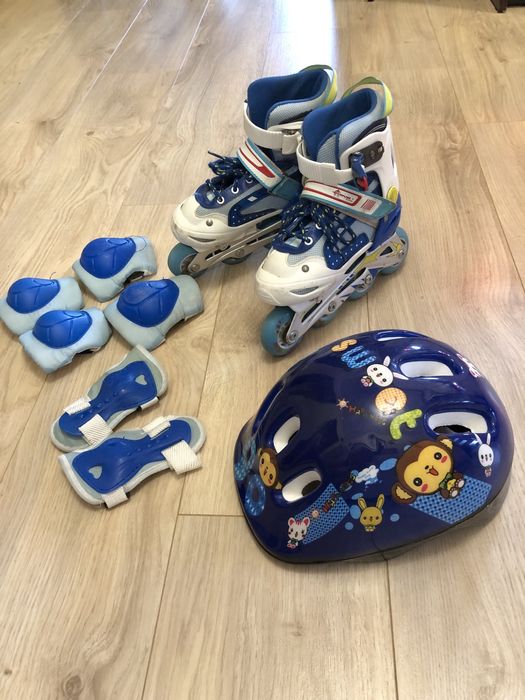 Роликові ковзани в комплекті