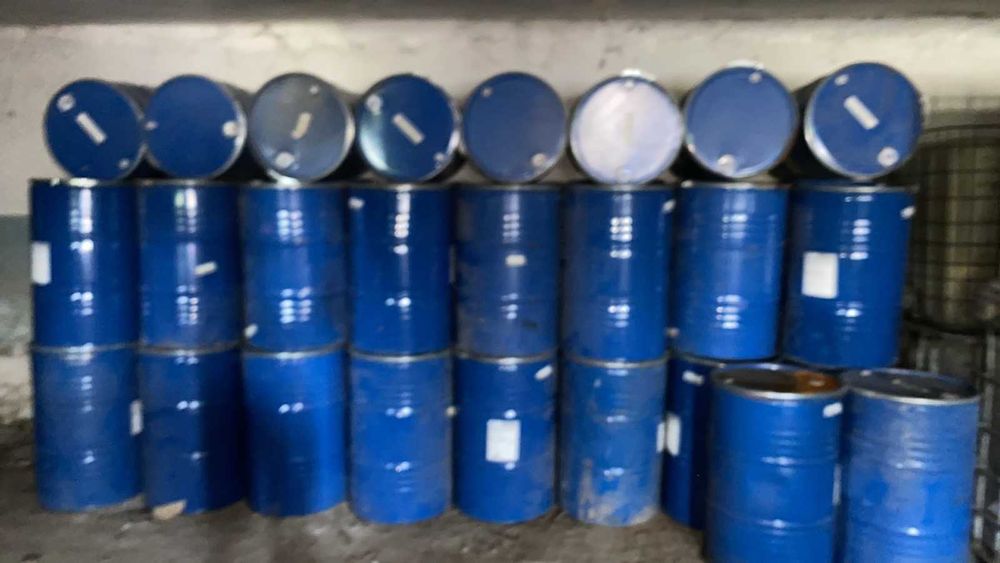 Продаєм бочки харчові на 200л.