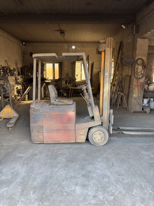 wózek widlowy elektryczny