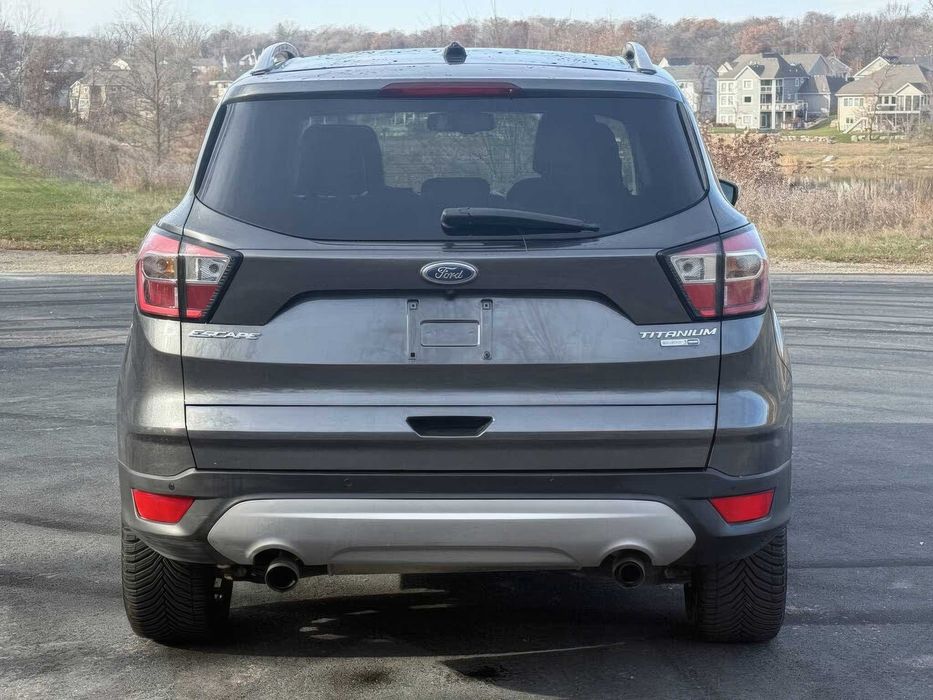 Ford Escape Titanium      2017