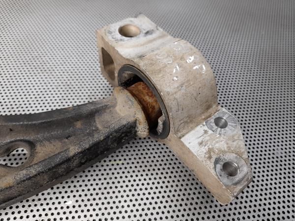 Braço de suspensão frente direito AUDI A3 (8P1)