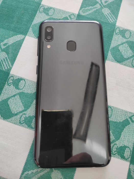 Samsung galaxy A20 E