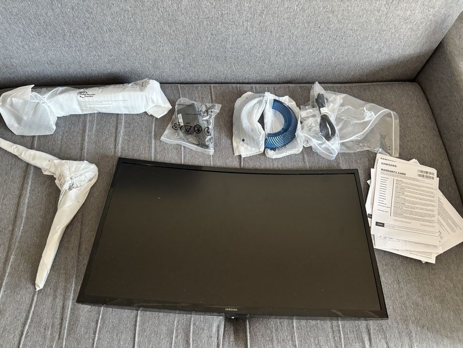 Monitor Samsung 27" S27C360EAU Curved