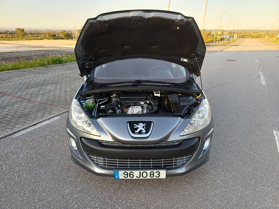 Peugeot 308   7 Lugares