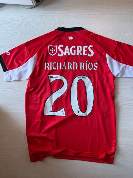 Camisolas SL Benfica 2025/2026 Principal e Alternativa. Rios/Ivanovic