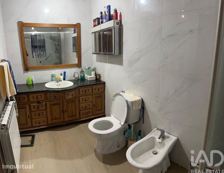 Quinta rural T4 em Valadares de 40000 m2