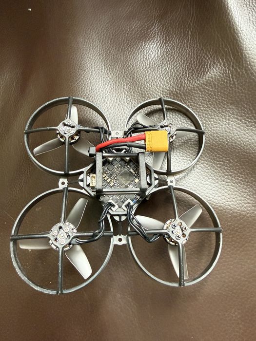 Dron fpv Mobula8  AiO15 Freestyle HDZERO 80mm