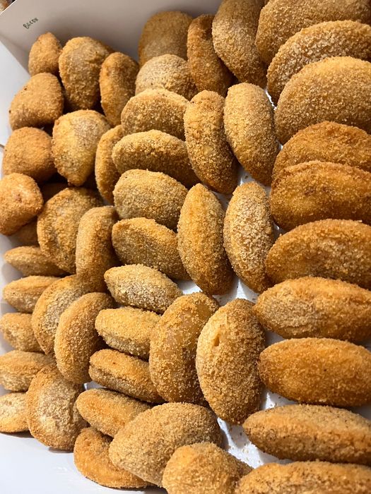 Bolos, doces e salgados para festas