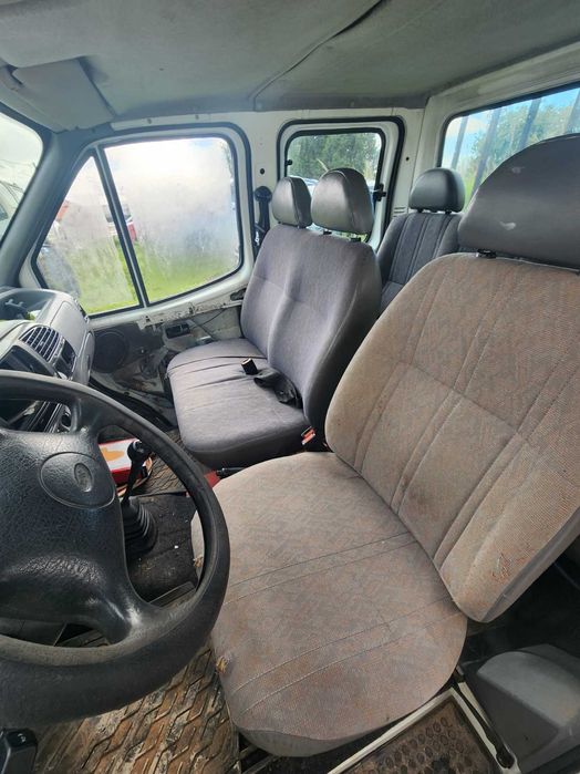 Carrinha caixa aberta 7 lugares