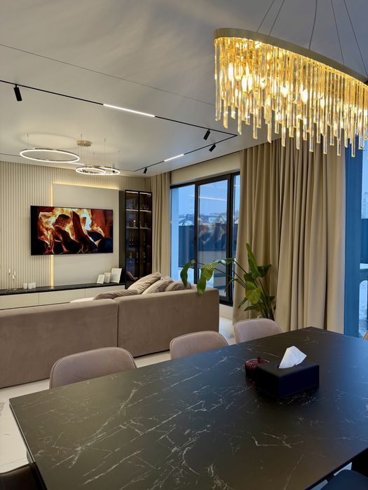 Новий будинок з дизайнерським ремонтом | ВСІ КОМУНІКАЦІЇ