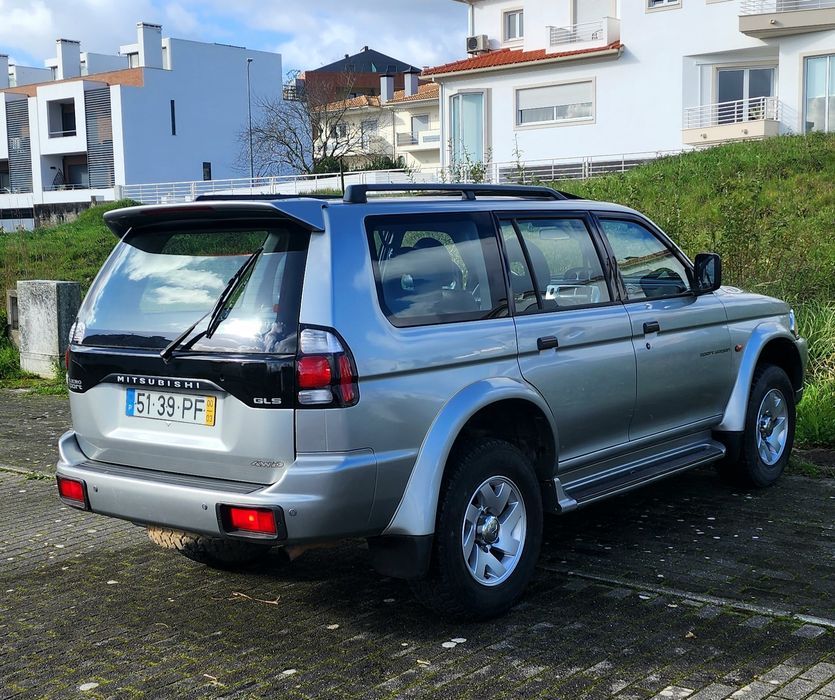 Mitsubishi Pajero Sport GLS