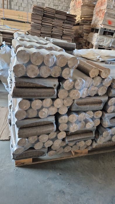 Брикети нестро дубові
