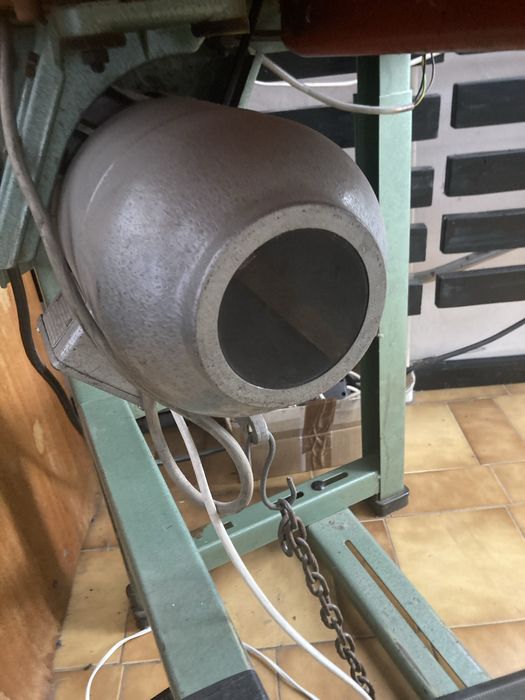 Silnik maszyny przemysłowej  VEM 400W do maszyny - PRZEROBIONY NA 230V