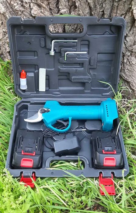 Акумуляторний садовий секатор 21V електросекатор сучкоріз ножиці для гілок SK5 2АКБ кейс сад виноградник обрізка дерев