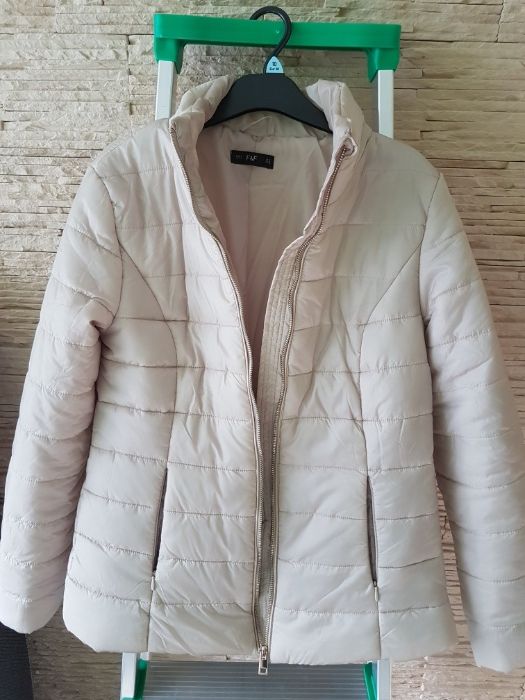 Kurtka przejściowa nowa