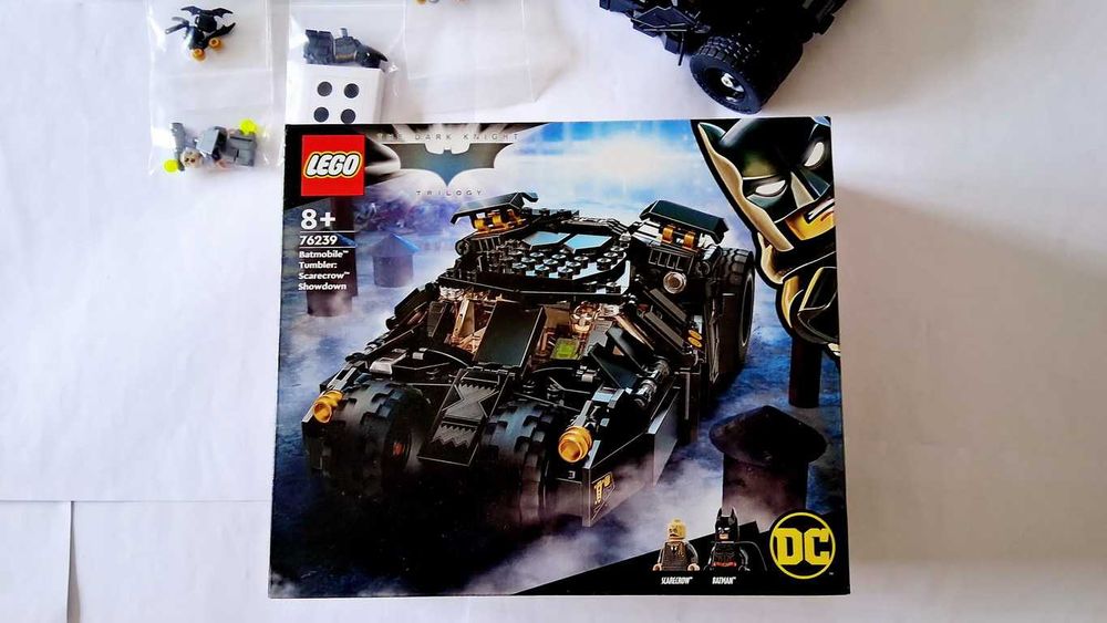 Lego DC 76239 Batmobile Tumbler Scarecrow Showdown peças novas montado