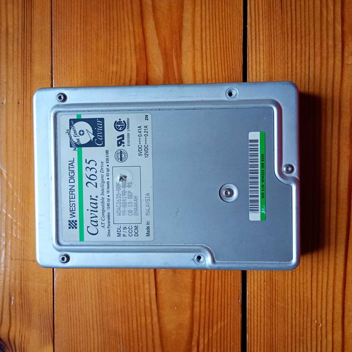 Twardy dysk Caviar 2635