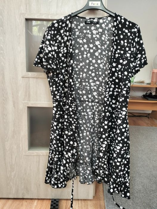 Krótka sukienka damska