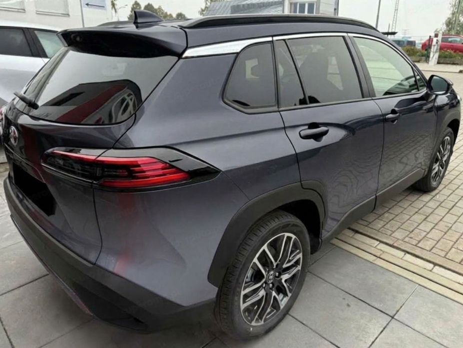 alt