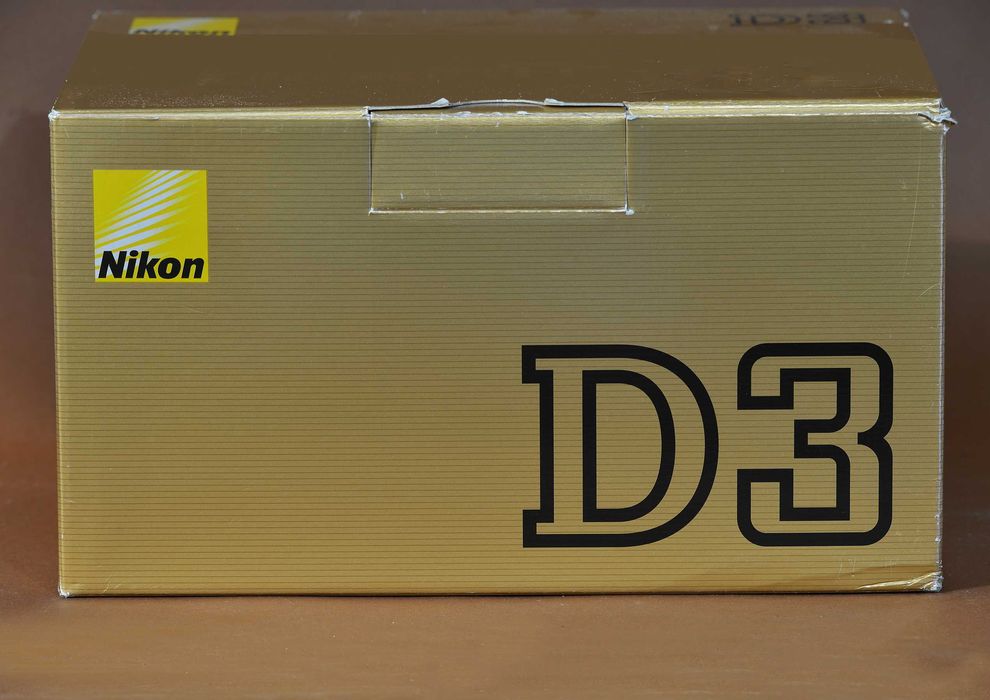 Продаю Nikon D3 боди.