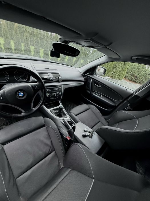 BMW 1 • E87 • 2011 • Manual • 193KM