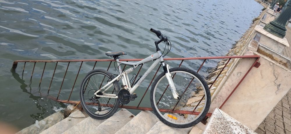 Bike decathlon usada