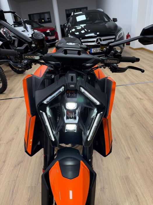 Ktm 1390 Super Duke R nova com tech pack