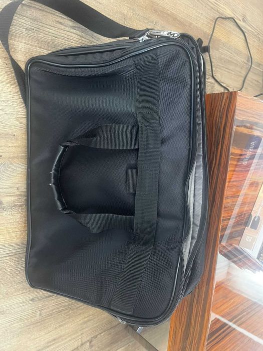 Mala Executiva Samsonite em Perfeito Estado