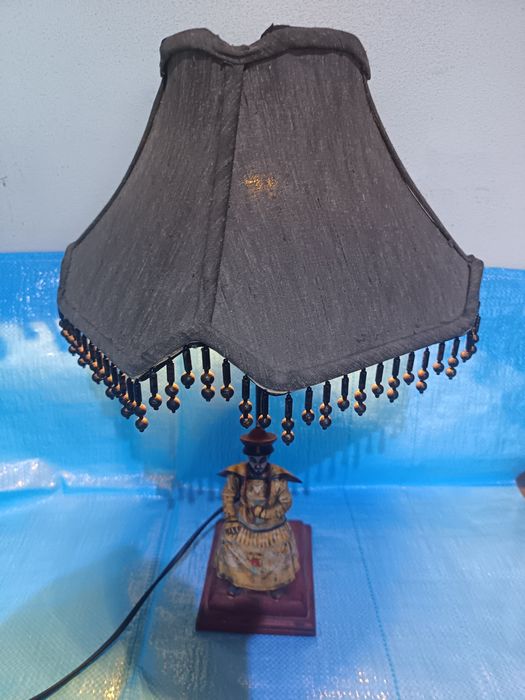 Candeeiro de mesa chinês