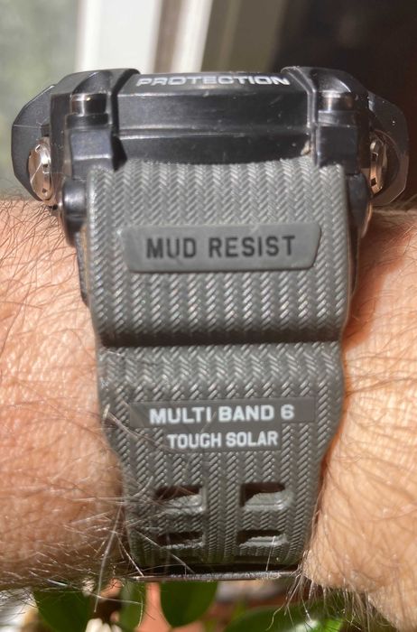 Relógio Casio G-Shock Mudmaster (solar)