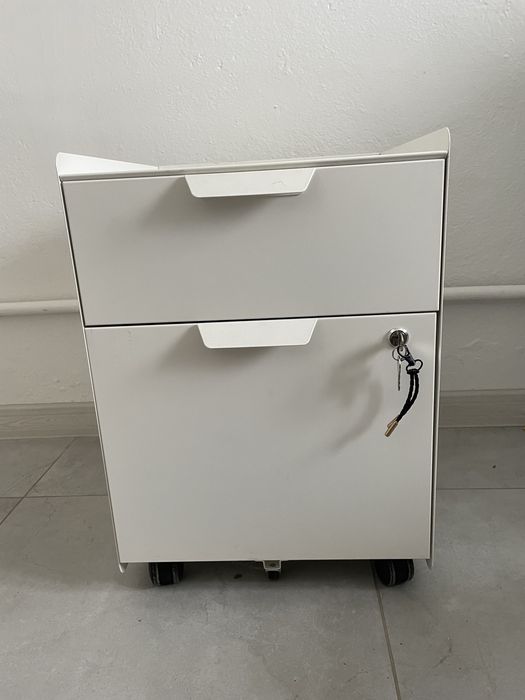 Szafka IKEA TROTTEN – bardzo dobry stan
