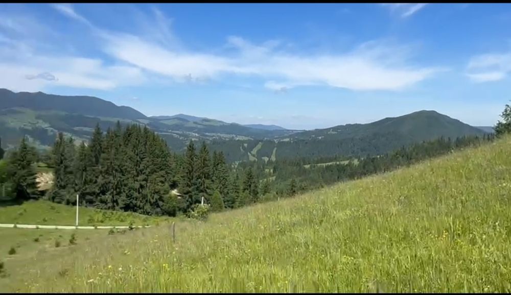 Продаж видової ділянки, поруч комунікації та гарний заїзд