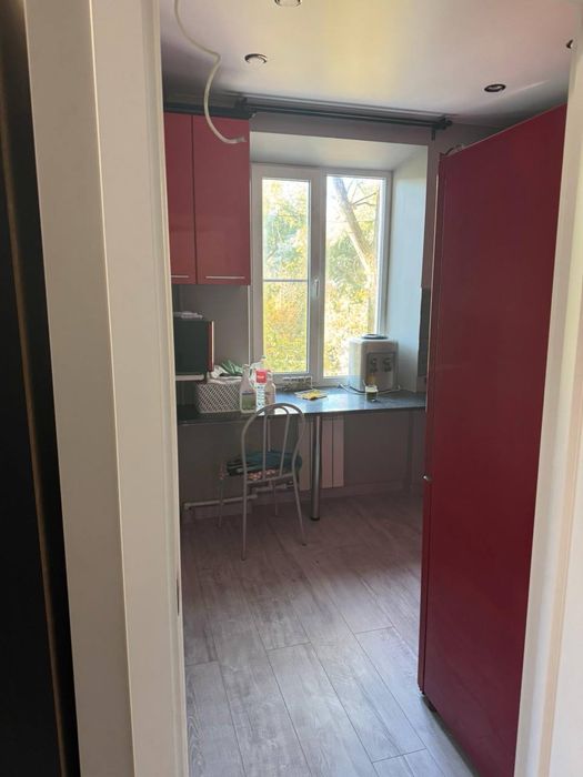 Продам 2к квартиру в Центральному районі міста пр. О. Поля ( Кірова)