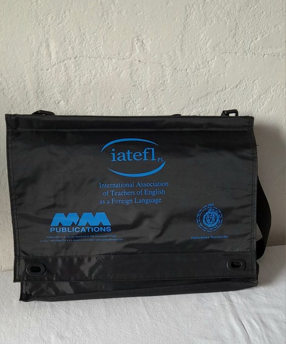 Aktówka torba na ramię.