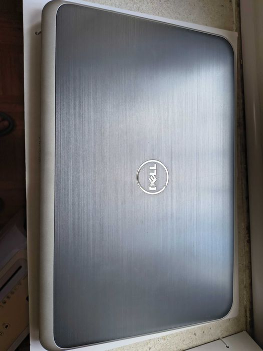 Laptop DELL Inspiron 5721 17R 500 GB SSD, 17"