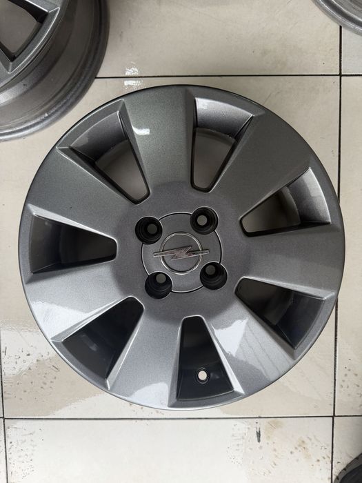 Felgi 15 4x100 6J ET43 Opel