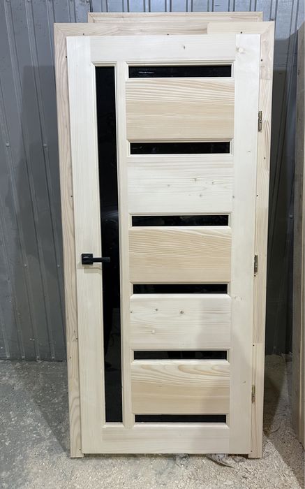 Двері з масиву.Вхідні та міжкімнатні.Від виробника