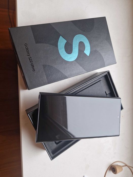 samsung S22 ultra 12/256