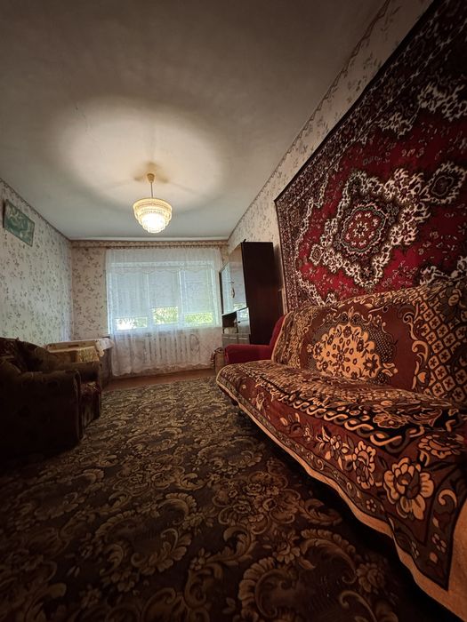 Продаж півбудинку з окремим  подвір'ям . м. Кропивницький  Лелеківка