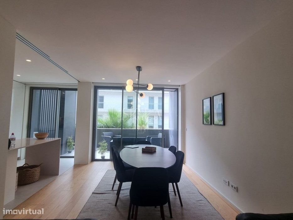 T2 em Primeira Linha de Mar