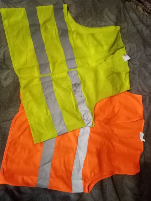 Жилеты светоотражающие, б/у