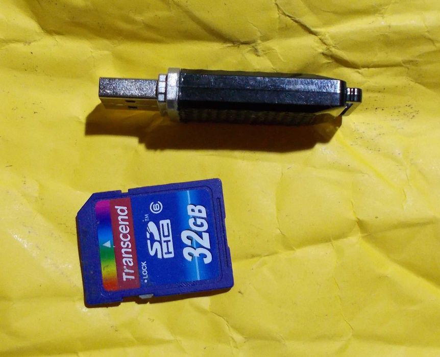 Флешка, Карта памяти 32 Гб