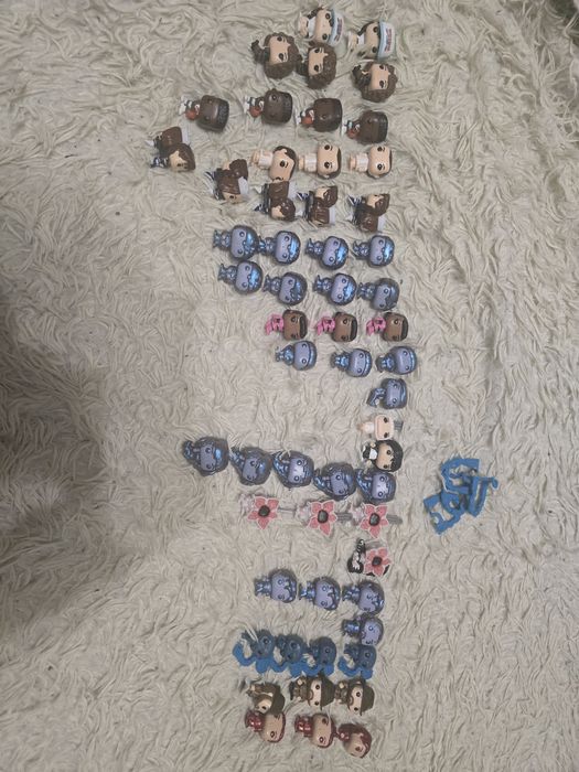 Киндер очень странные дела