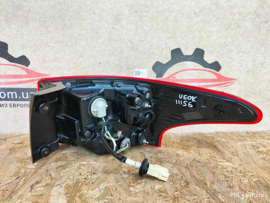 Mitsubishi Outlander III 2015- фонарь задний левый в крыло