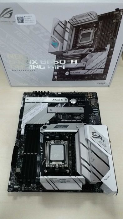 Плата Asus ROG Strix B650-A Gaming WIFI  АM5 DDR5